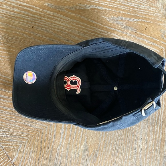 MLB Woman’s Boston Red Sox Baseball Cap with Sparkling Jewels Adjustable - Picture 4 of 7